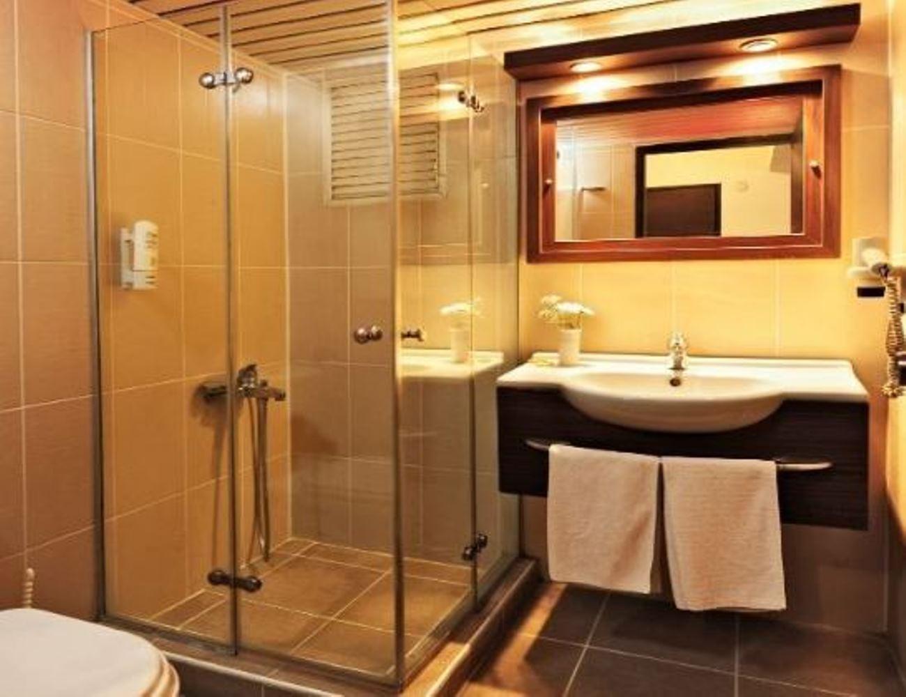 Uestuen Hotel Alsancak İzmir Luaran gambar