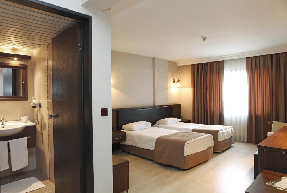 Uestuen Hotel Alsancak İzmir Luaran gambar